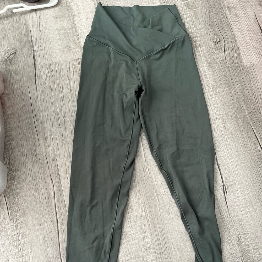 Aerie green offline crossover leggings- size s short